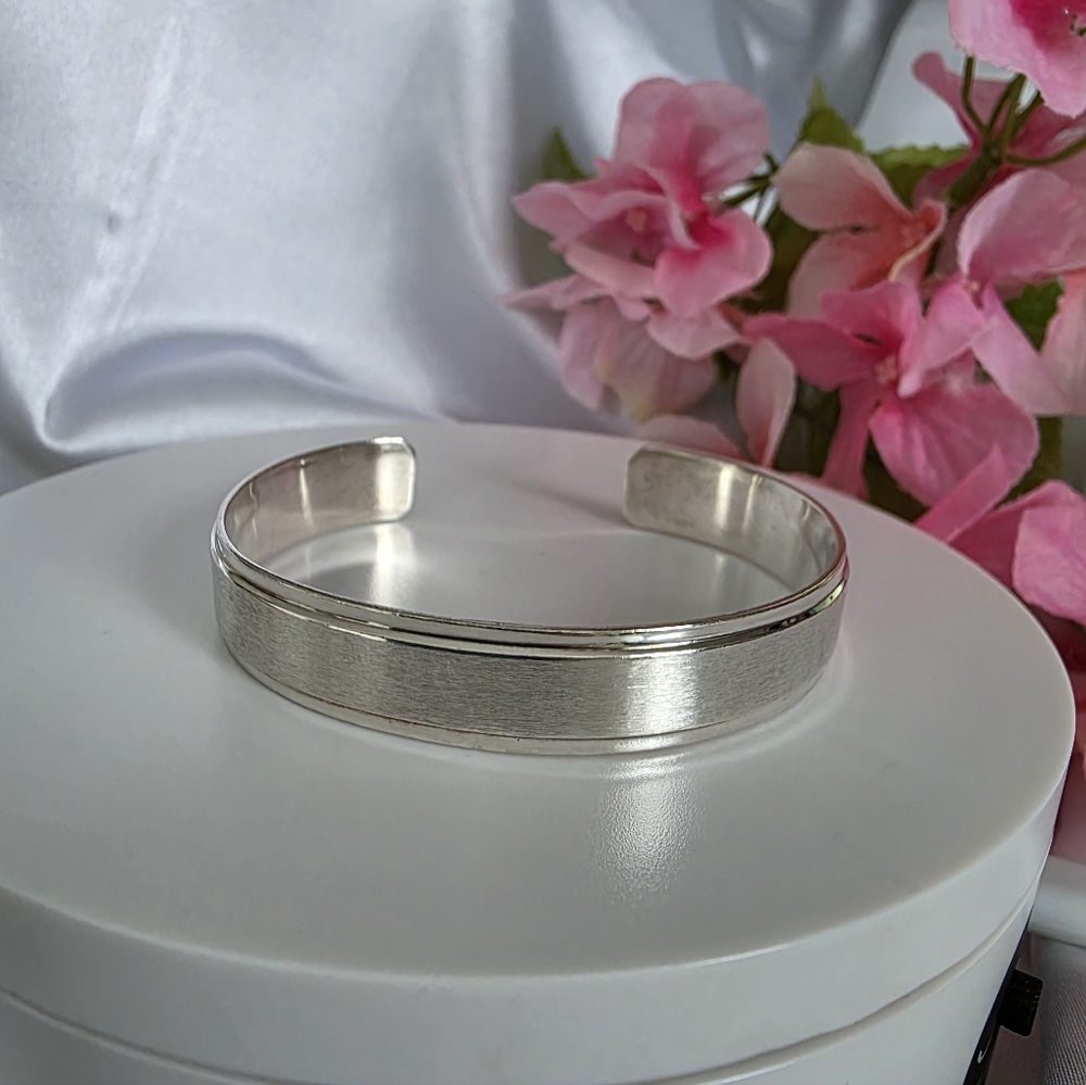 Silpada Vintage Brushed / Polished Sterling Silver Beveled Cuff Bracelet B0562